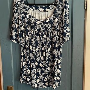 EUC blue floral top